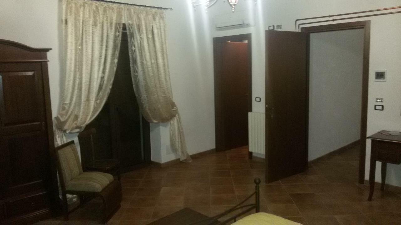 Agriturismo La Stragola ニコジーア エクステリア 写真